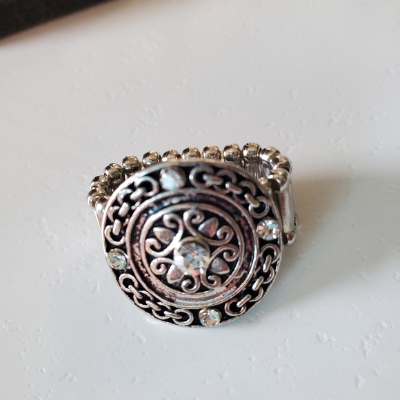 Antique Silver Tone Adjustable Band Round Ring 💥3 for $24💥 - Picture 5 of 15